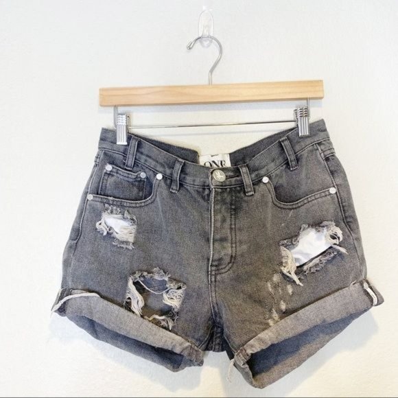 One Teaspoon Phantom Grey Chargers Distressed Mid Rise Denim Shorts 26 - Picture 2 of 11